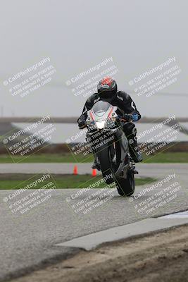 media/Nov-29-2025-TrackDaz (Sat) [[10ae2d9bce]]/A Group/Session 4 (Wheelie Bump)/